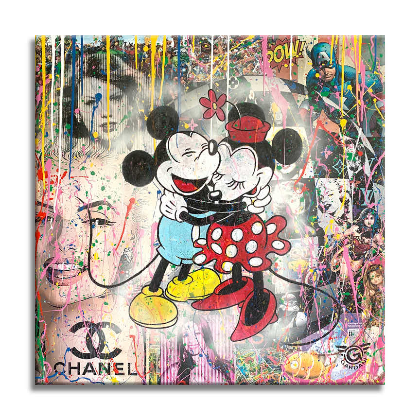 Mickey Hug in Paris – Original Painting on canvas